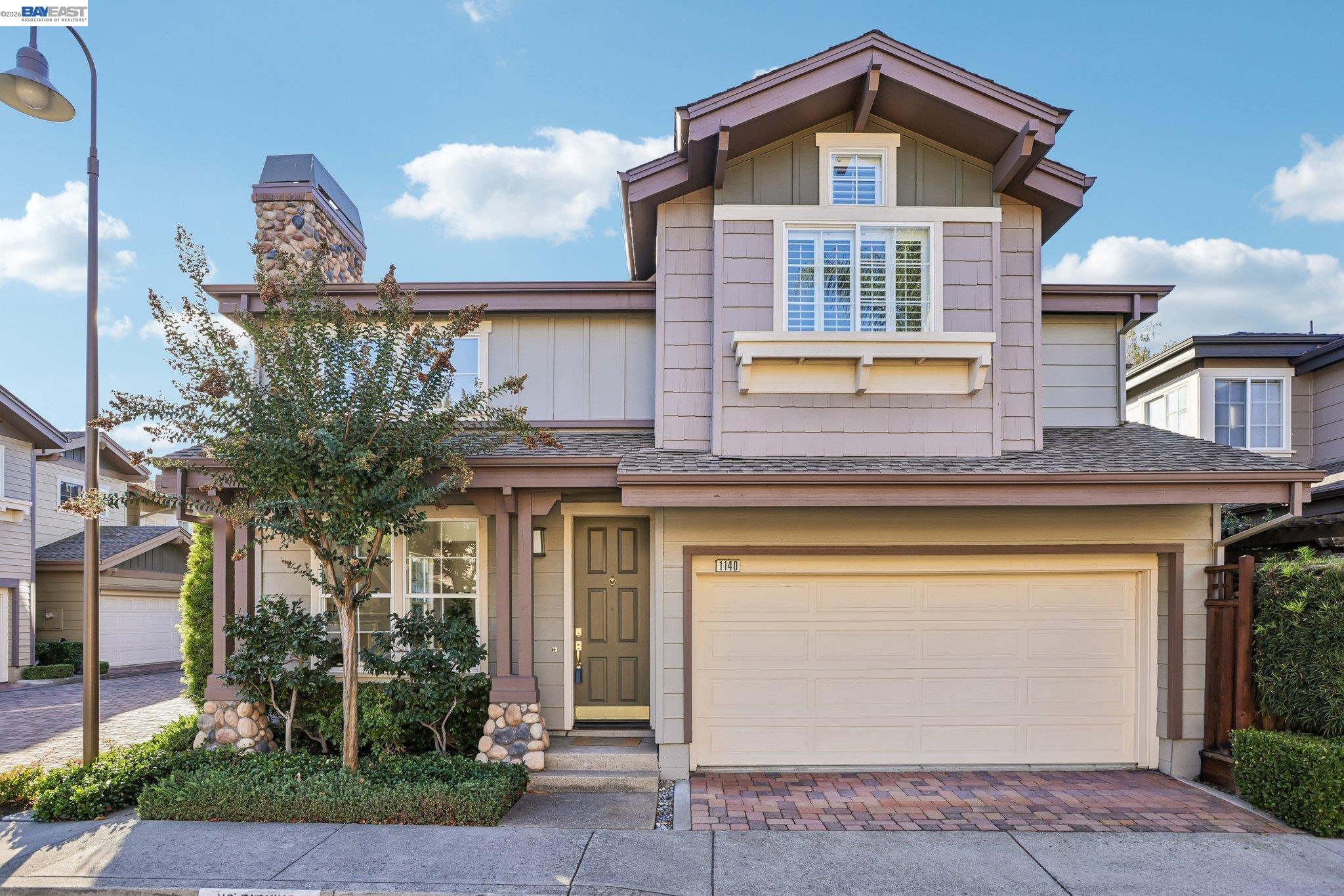 1140 River Rock Ln — photo