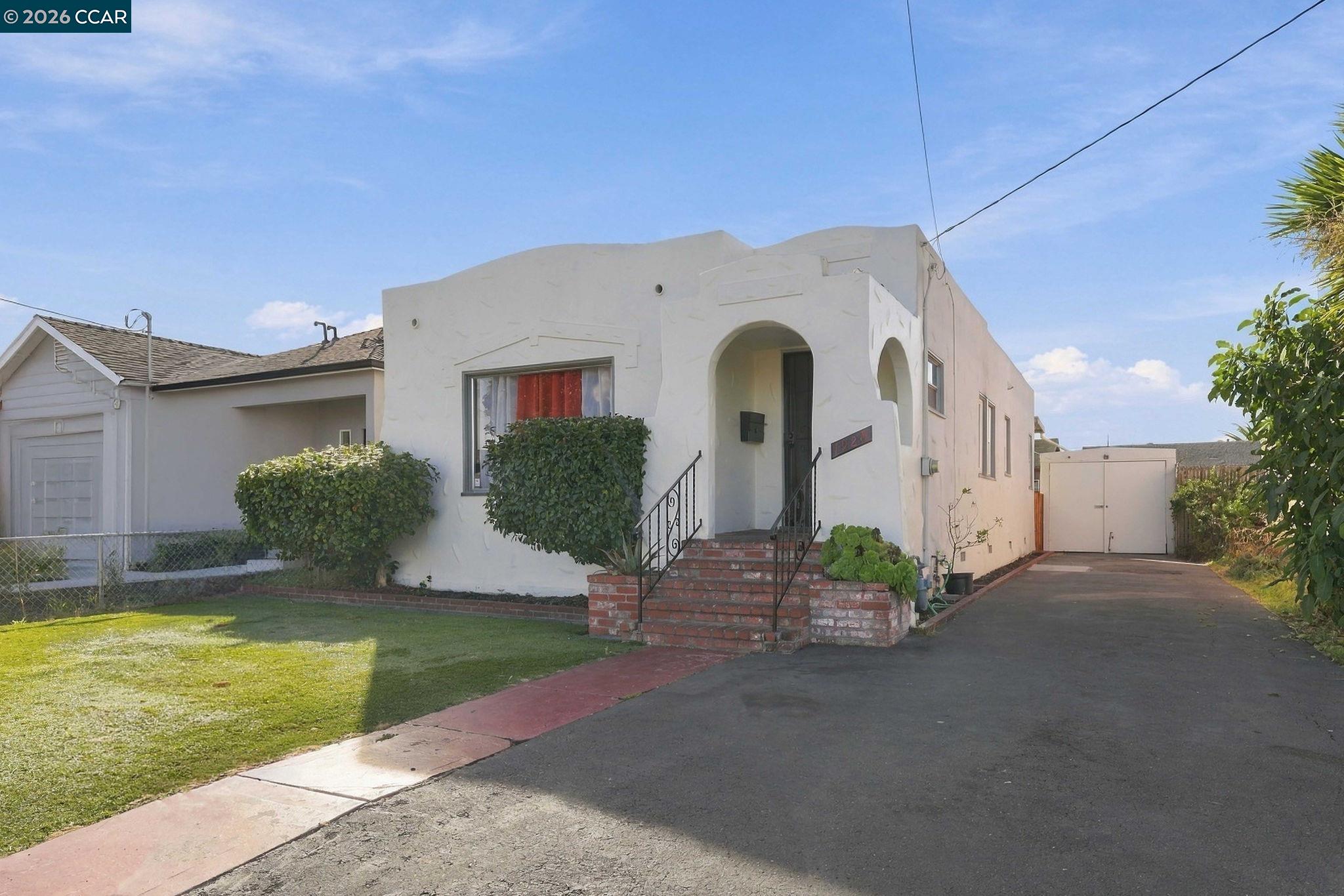 1928 California — photo