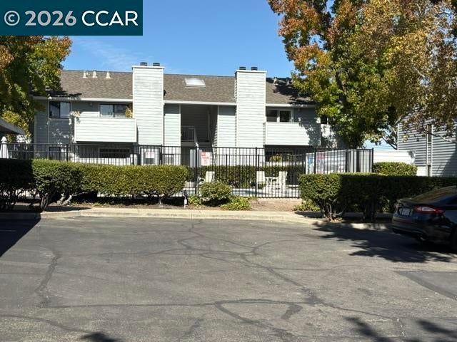 94 Elder Dr C — photo