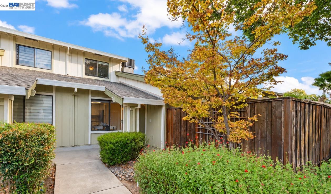 618 Morgan Cmn — photo