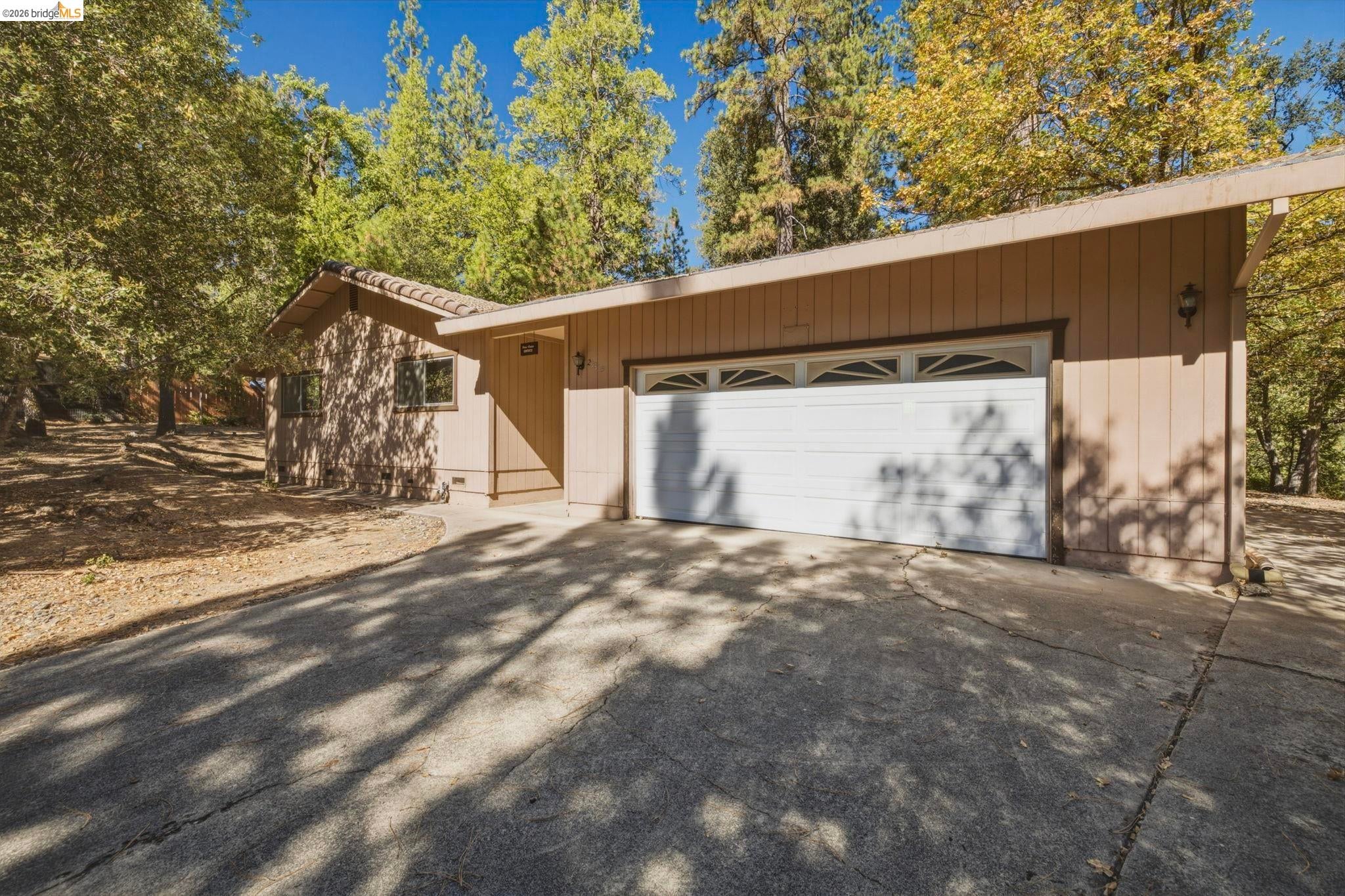 21919 Fallview Dr, Sonora, CA 95370