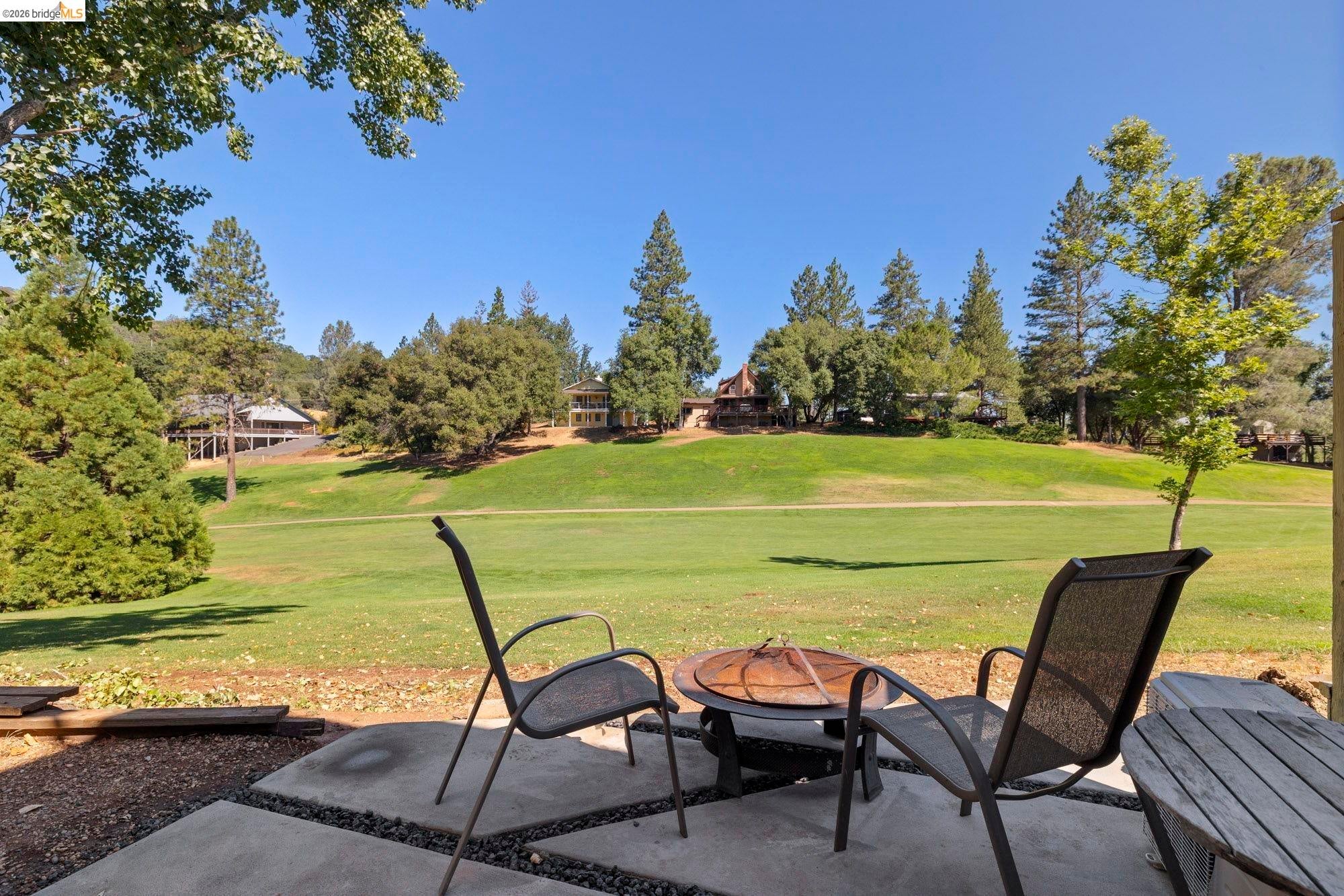 19032 Dyer Ct 12 — photo