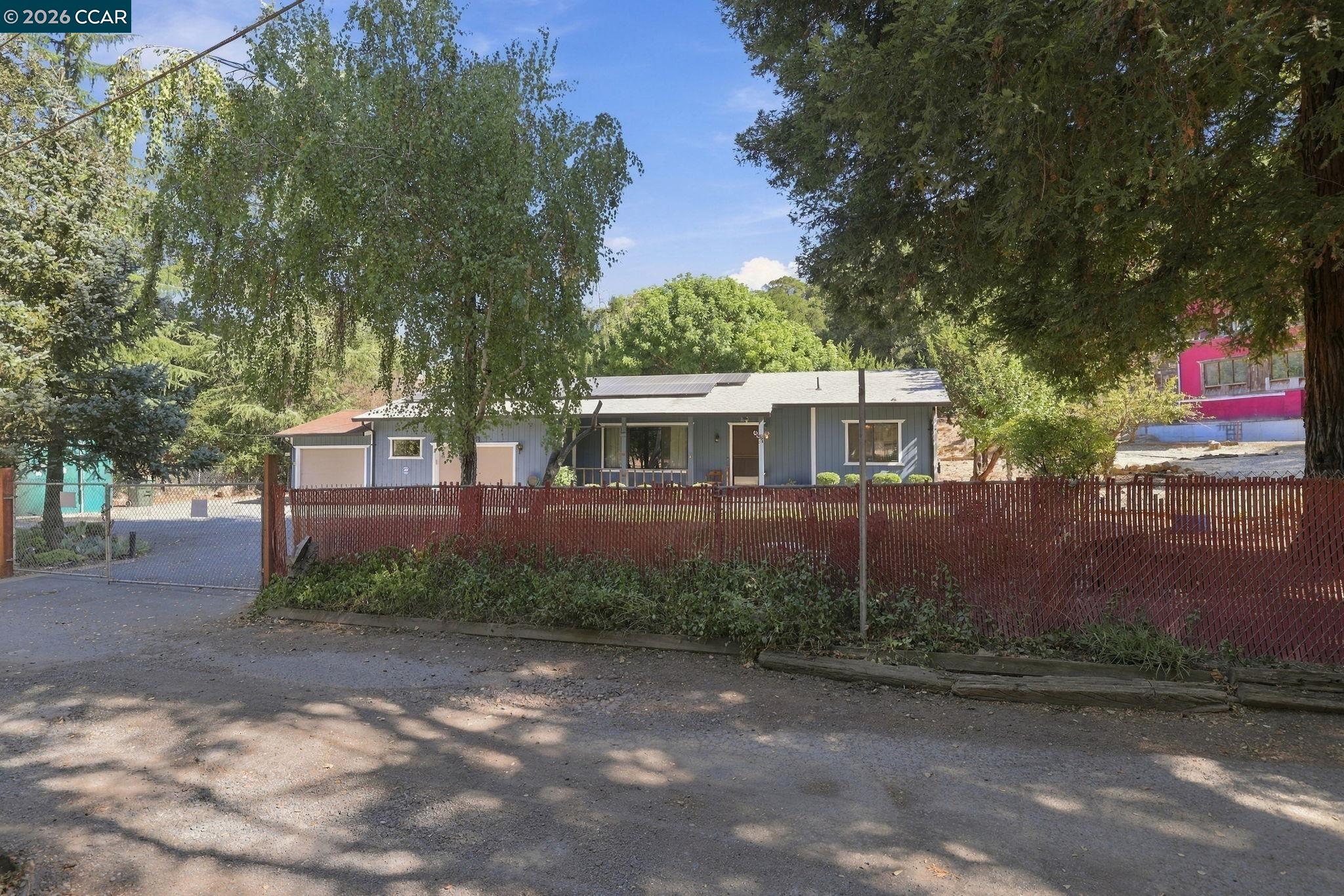 Home in Martinez, CA 94553 — photo 2