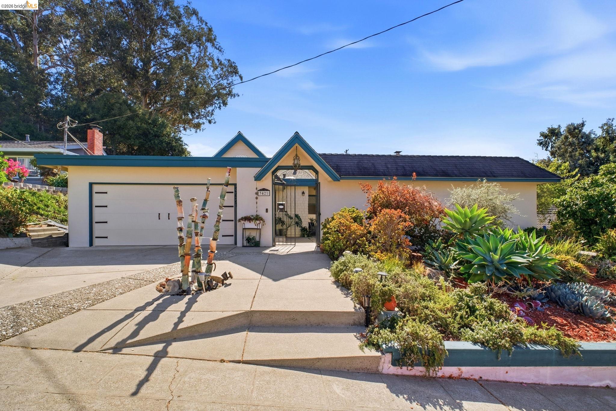 3421 Hackamore Dr — photo