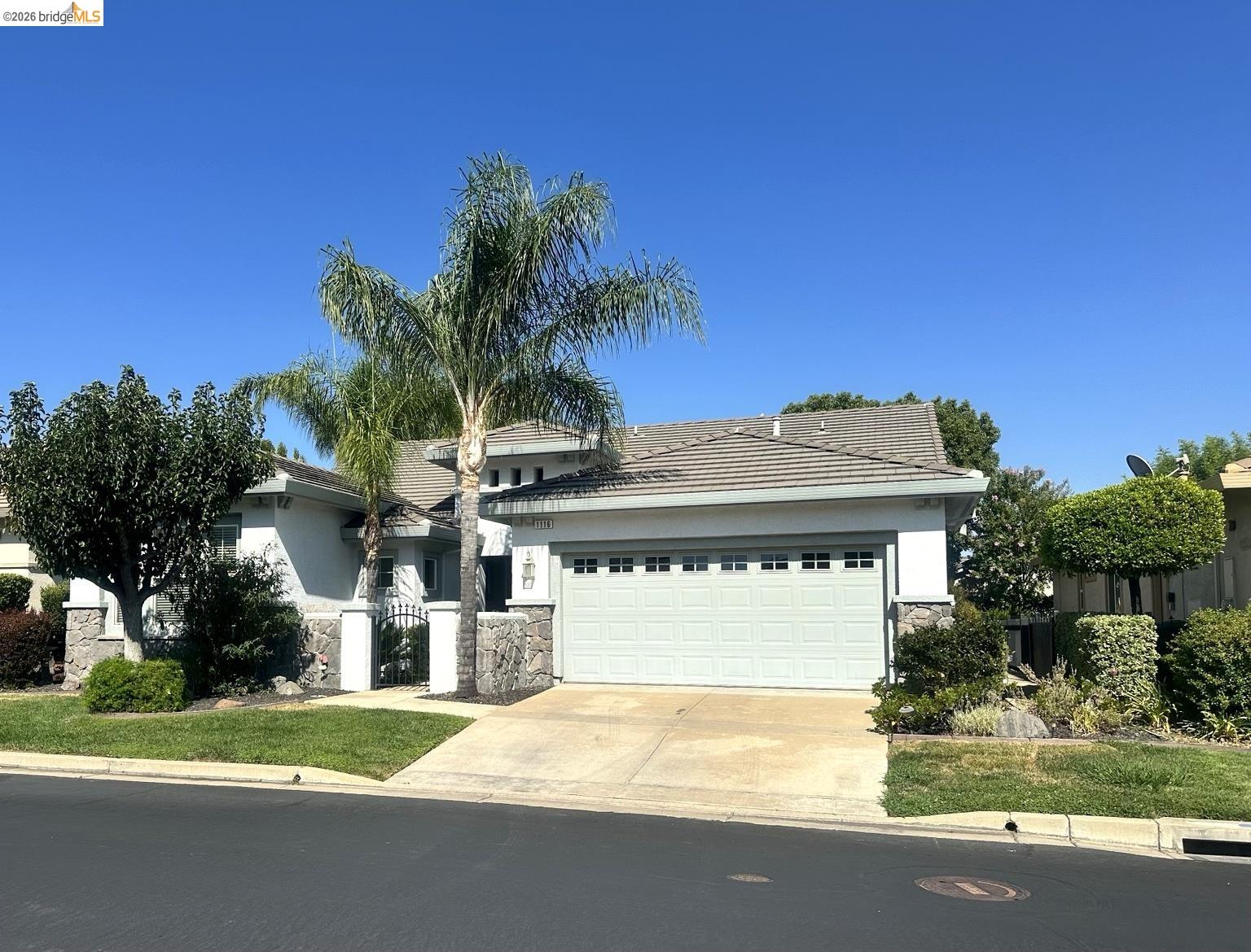 1116 Burghley Lane — photo