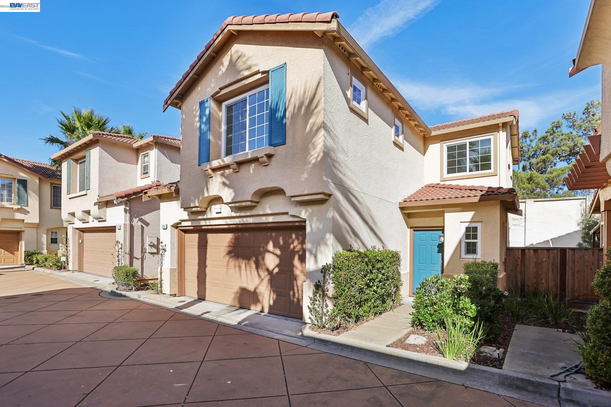 2216 Woodduck Ct — photo
