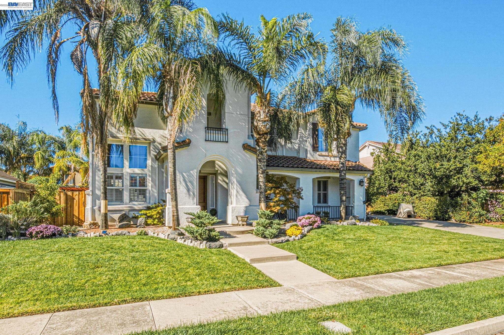 1828 La Fonte — photo