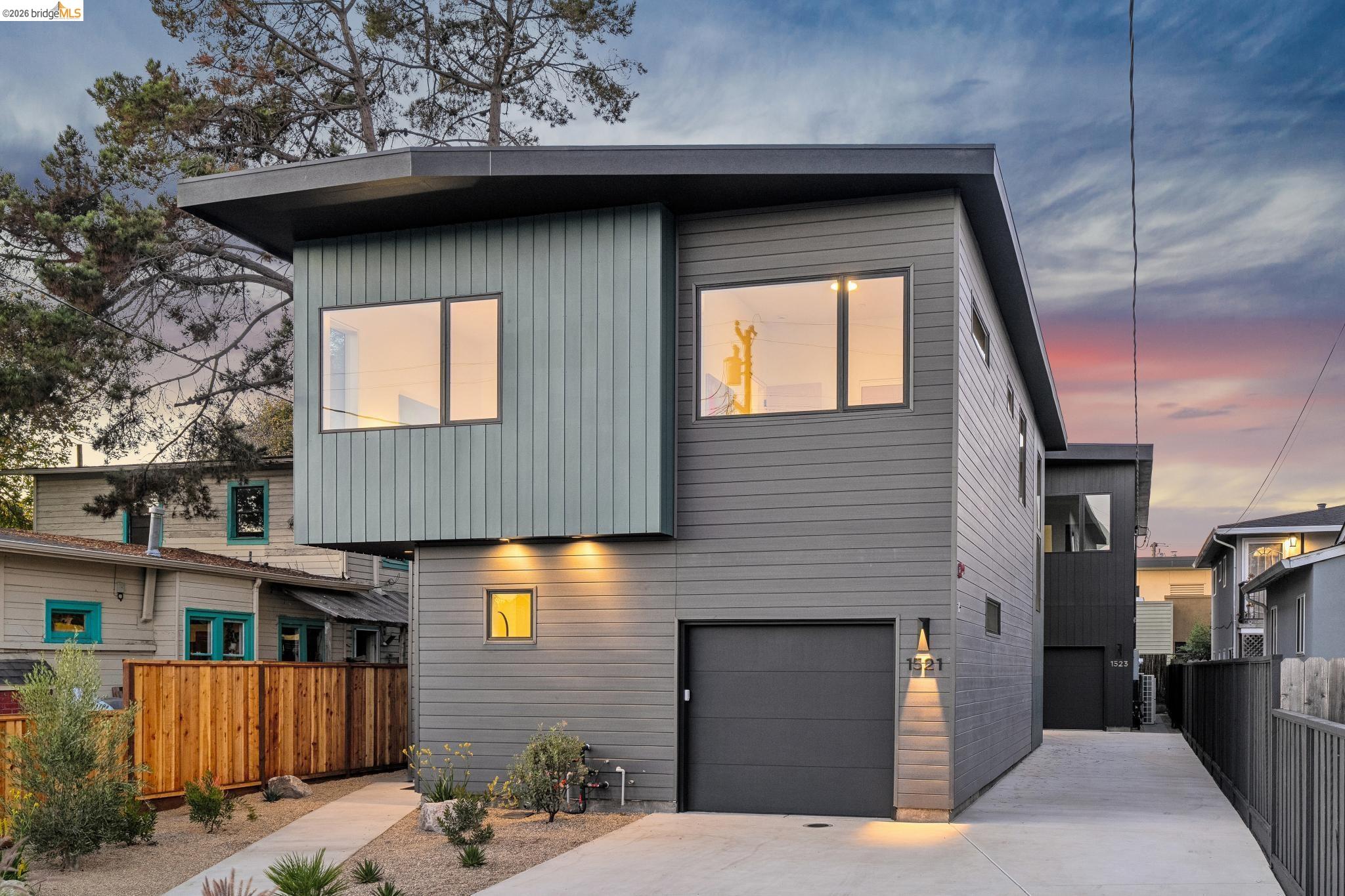 1521 Stuart — photo