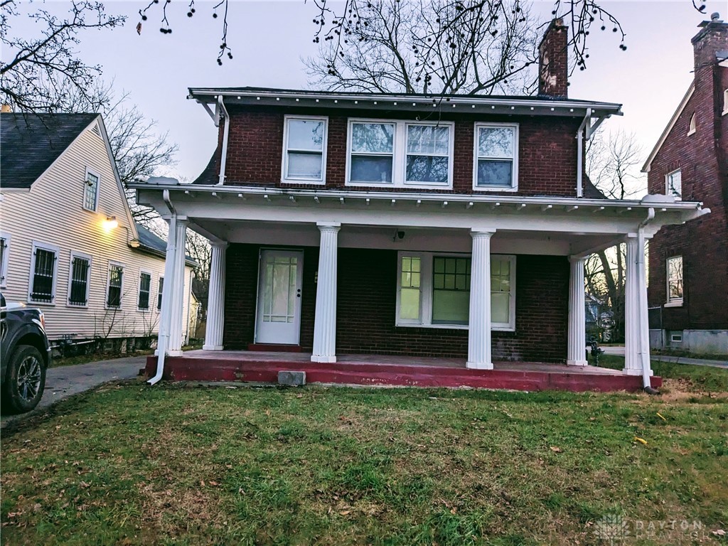 38 Pinehurst Avenue — photo