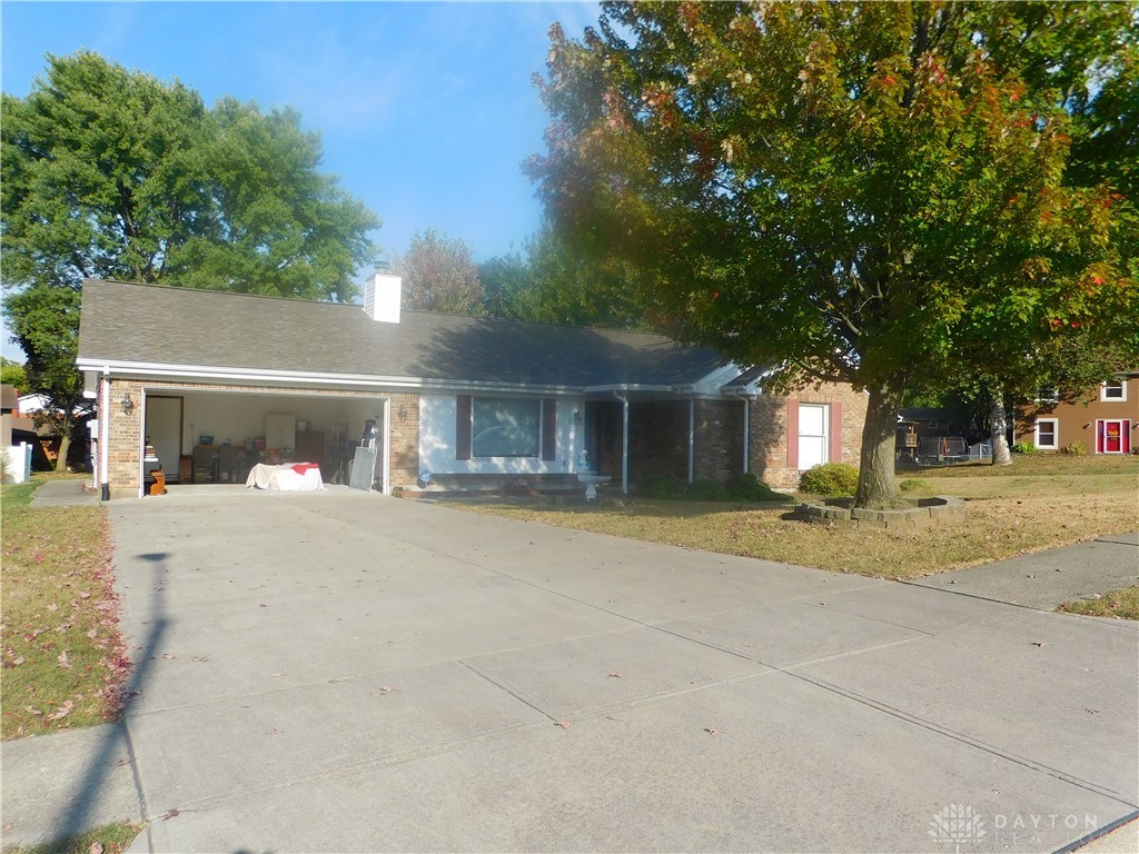 1132 Nouvelle Drive — photo