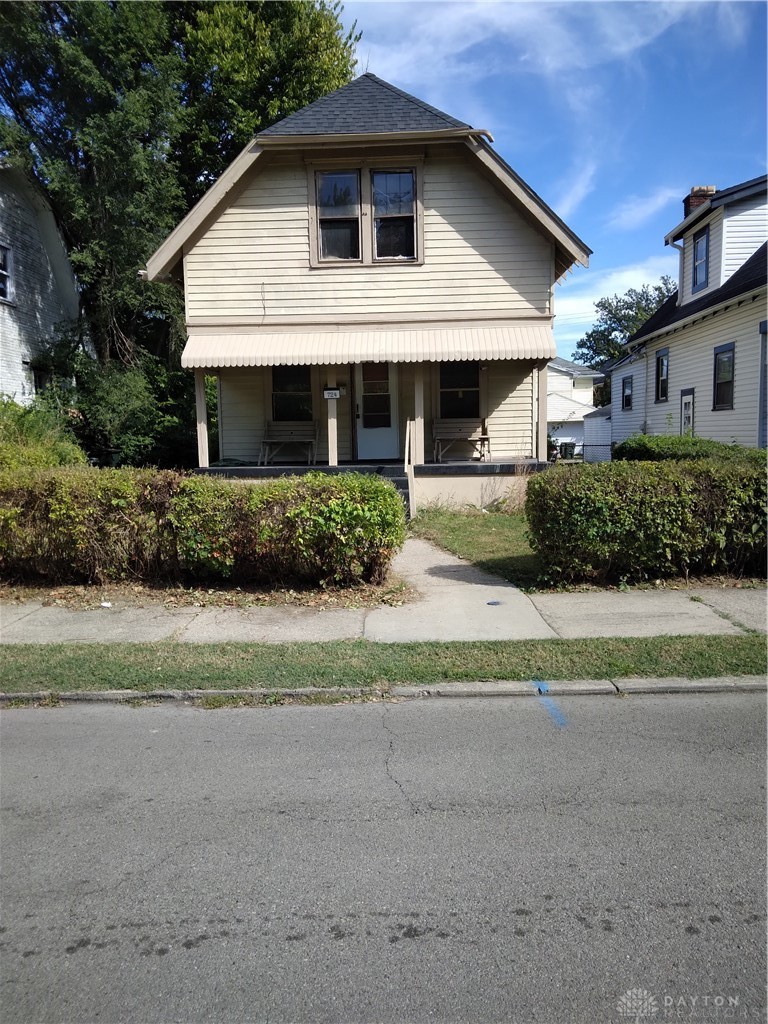 724 Dennison Avenue — photo