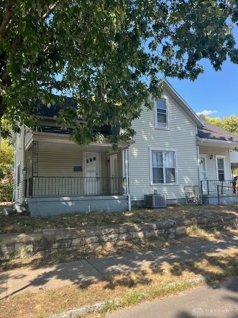 102 N Hedges Street — photo