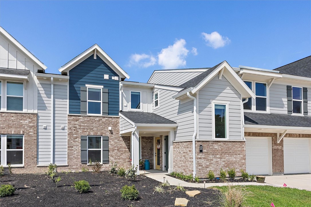 435 Pilot Point 1-303 — photo