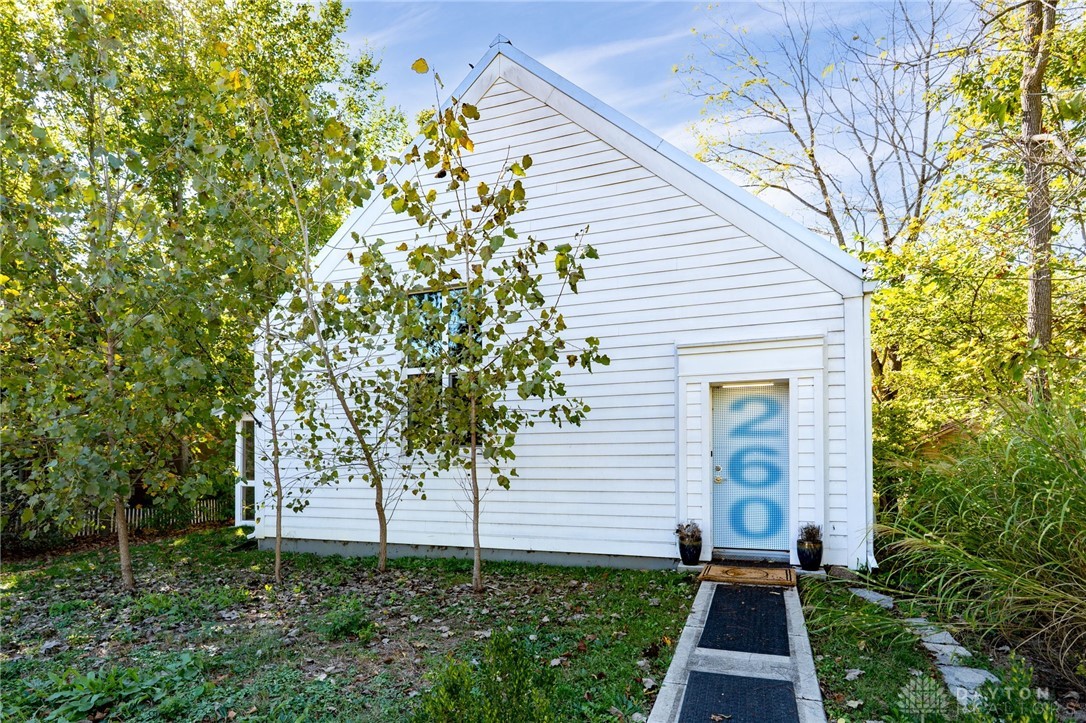 260 King Street — photo