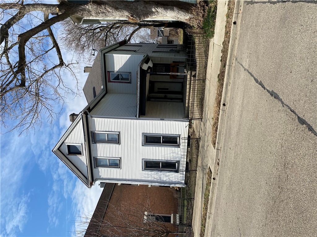 39 Clover Street — photo
