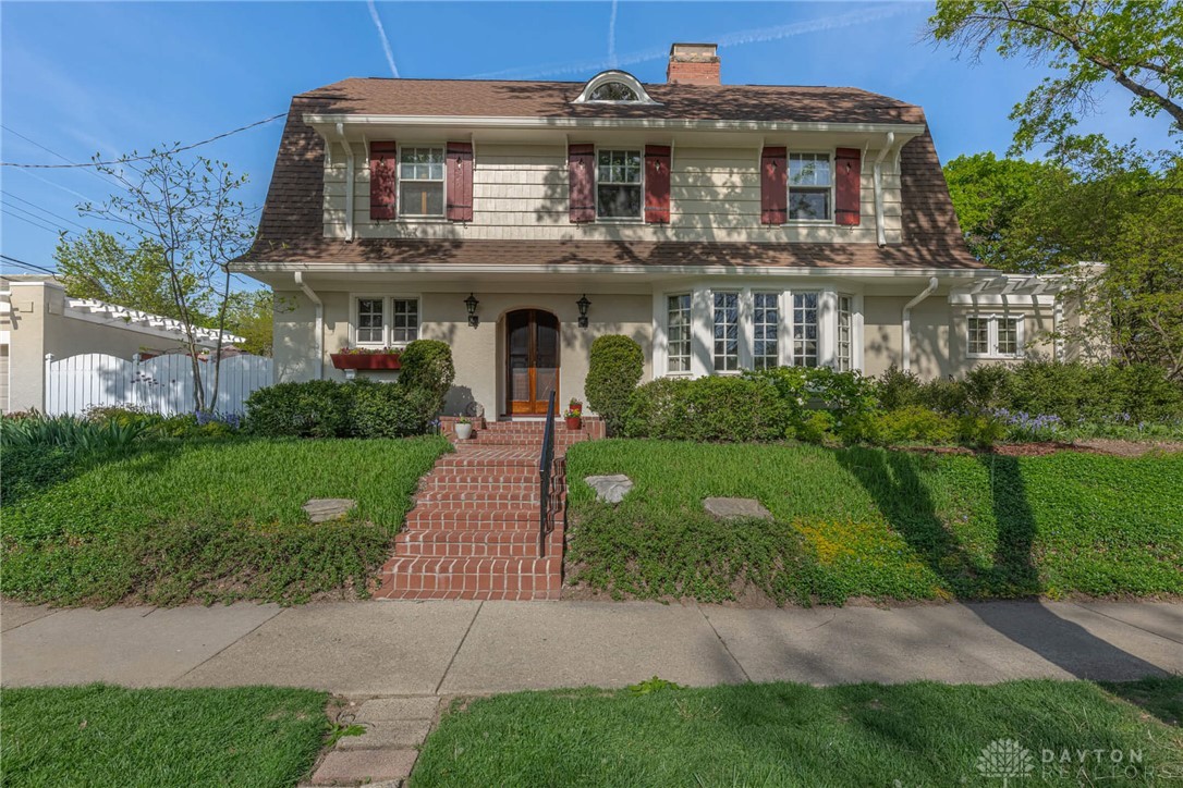 158 E Dixon Avenue — photo