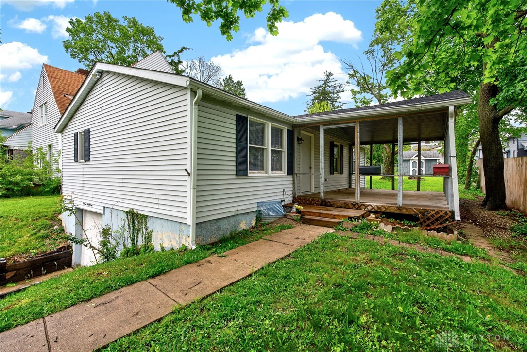 1321 Amherst Place — photo