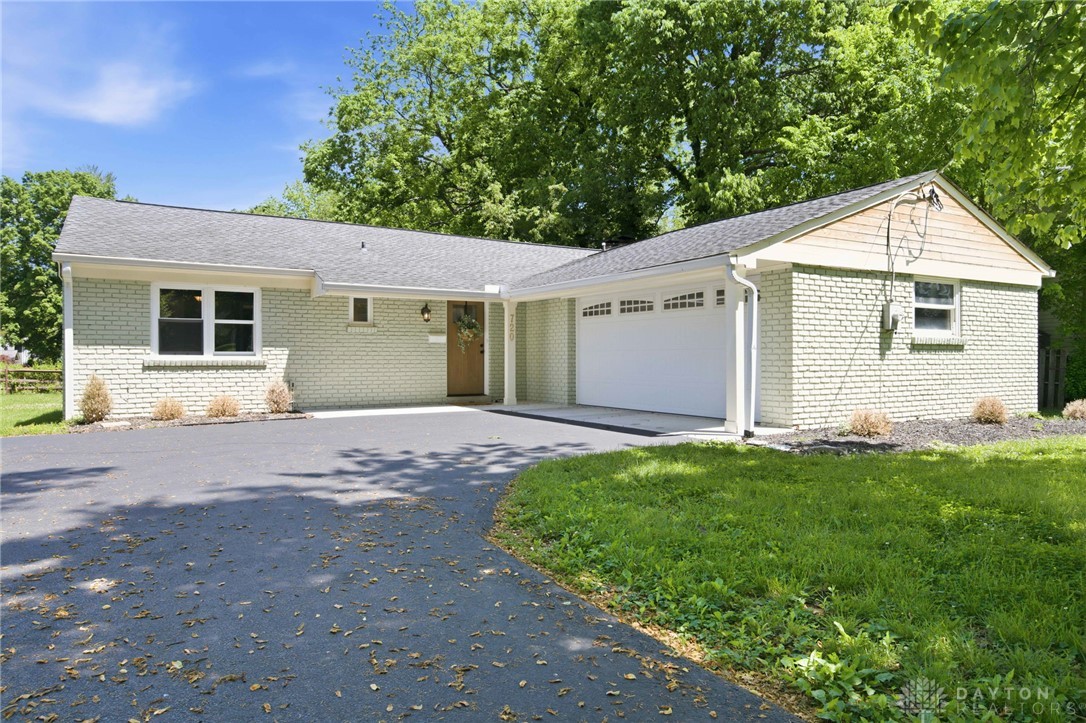 720 Indian Hill Road — photo