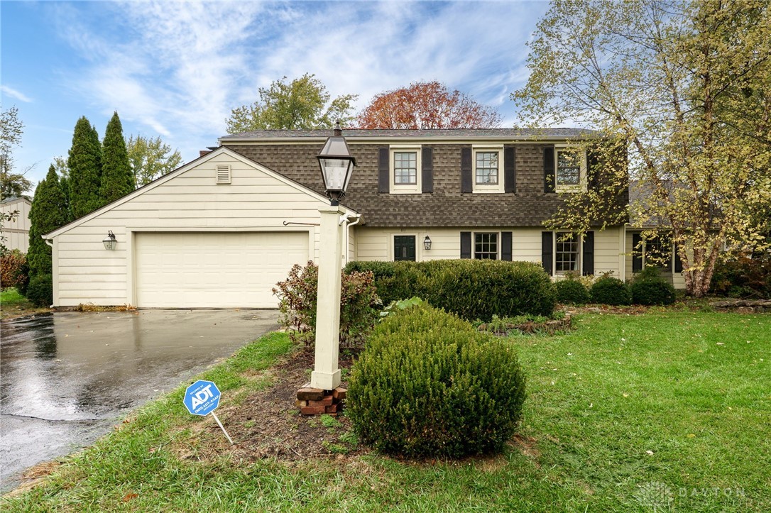 811 W Spring Valley Pike — photo