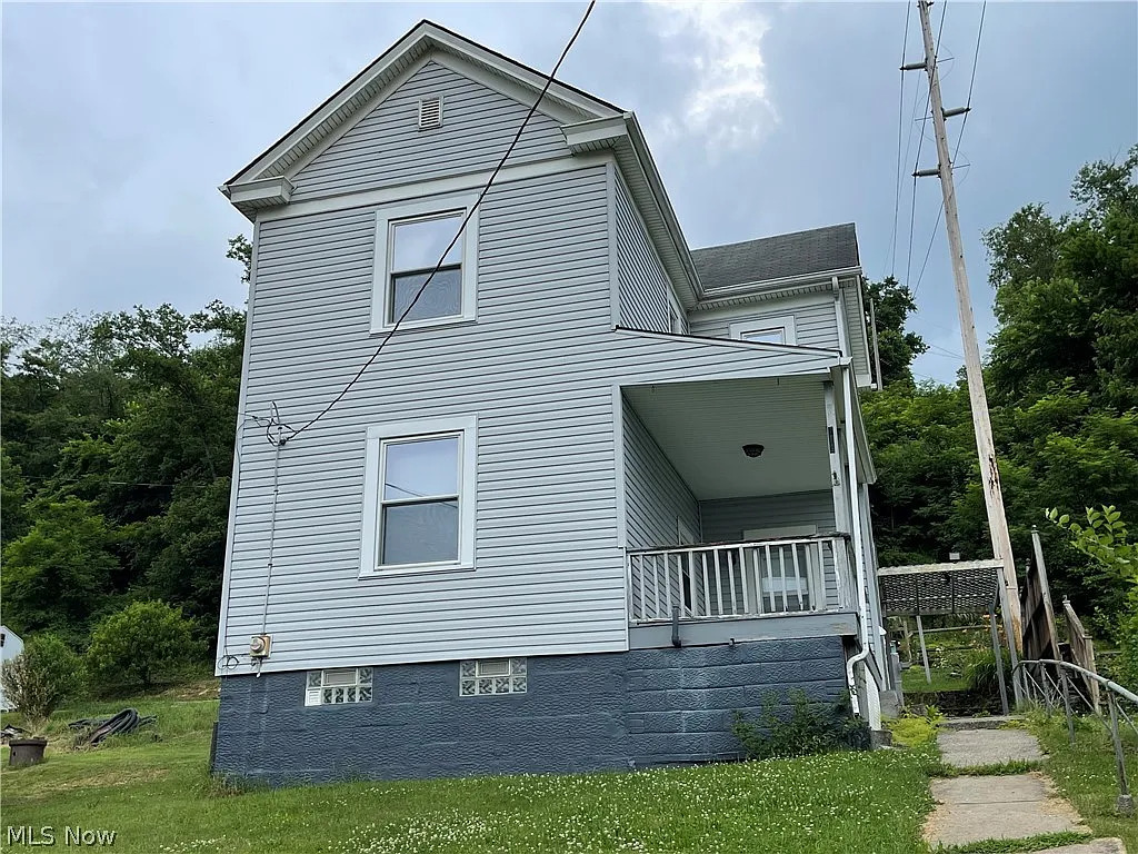 213 Smithfield St. — photo