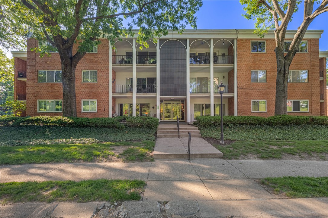 3225 Southdale 11 — photo