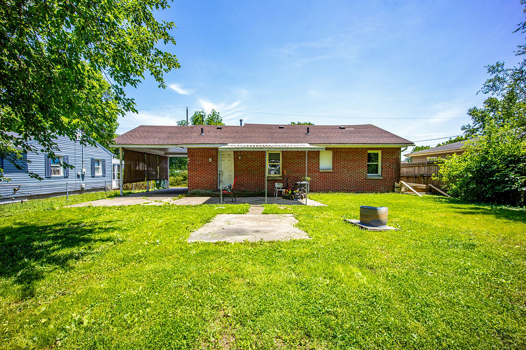 3210 Finley Street — photo
