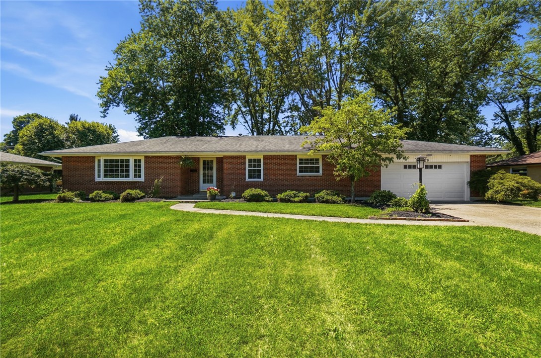 4179 W Franklin Street — photo