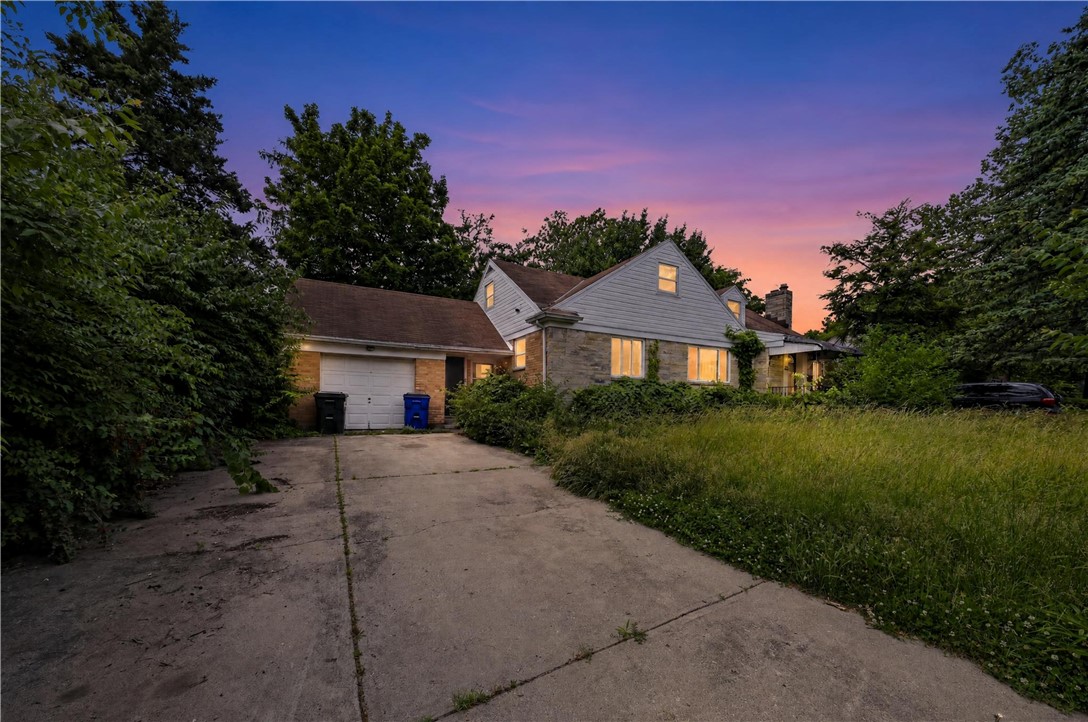 1367 Catalpa Drive — photo