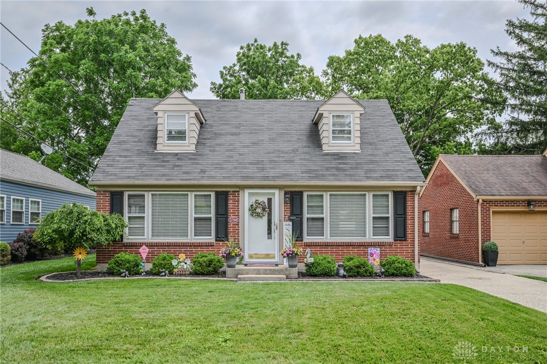 1768 Walnut Terrace — photo