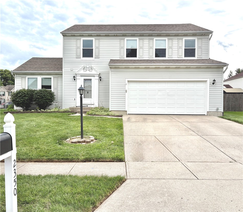 2350 Queensway Drive — photo