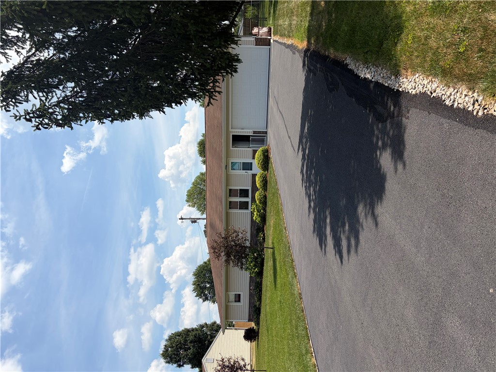 2933 Lisa Drive — photo