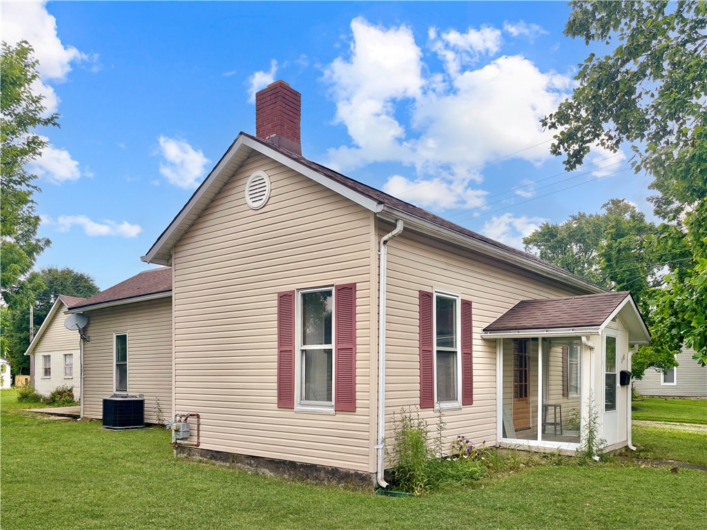 118 E Mechanic Street — photo
