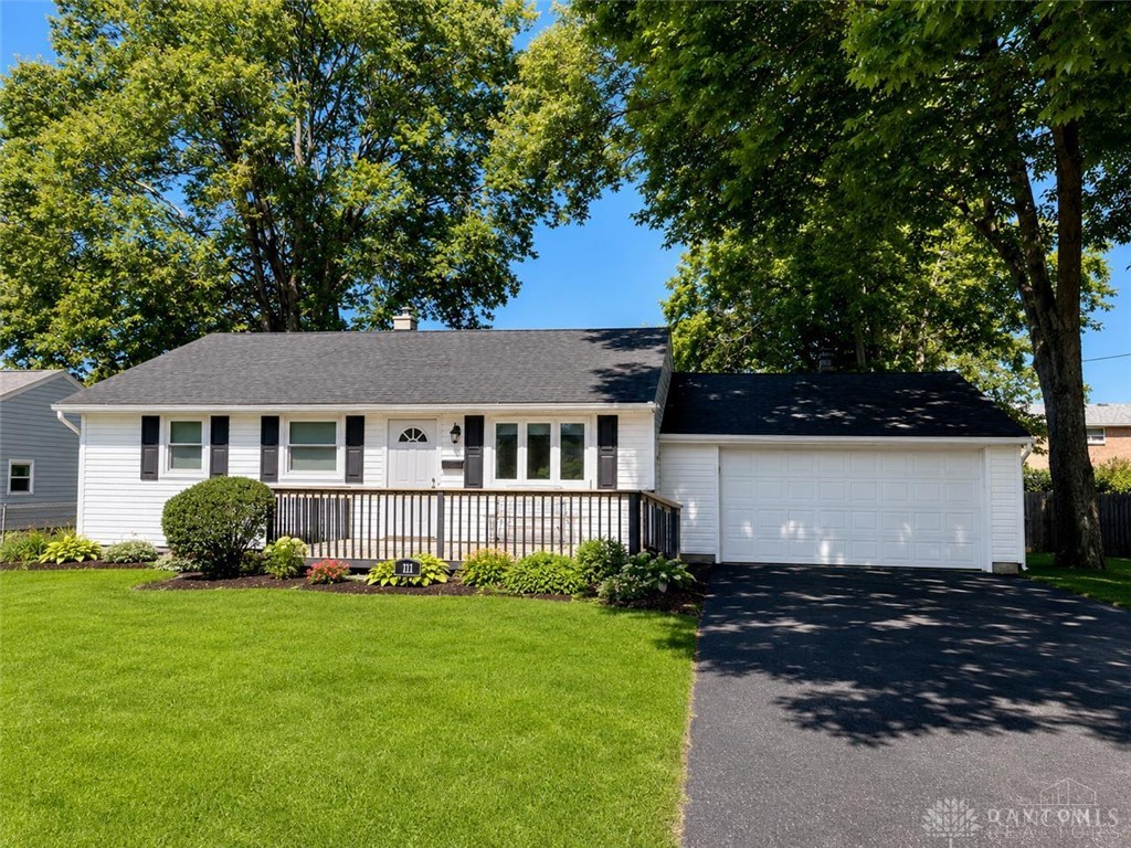 111 Stadia Drive — photo