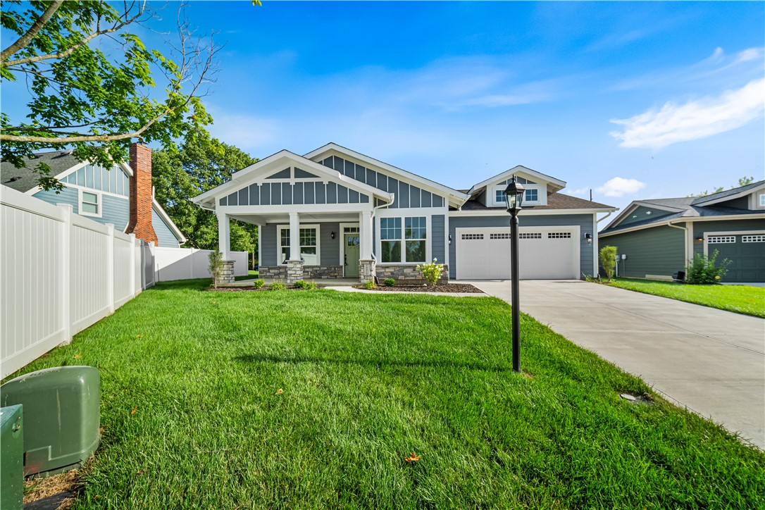 10015 Charlotte Court — photo