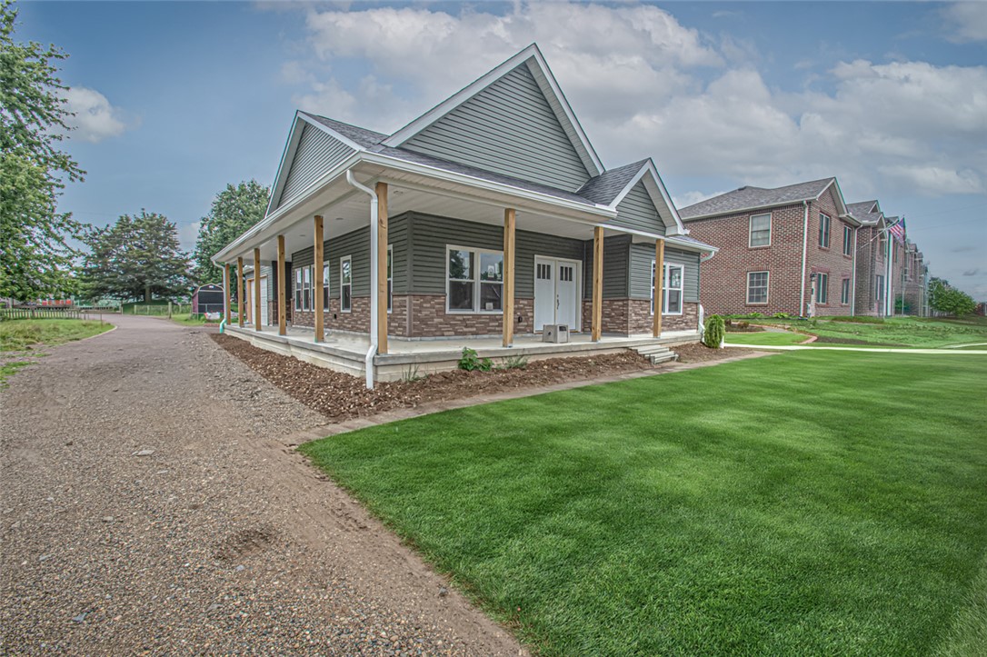 163 Norseman Drive — photo
