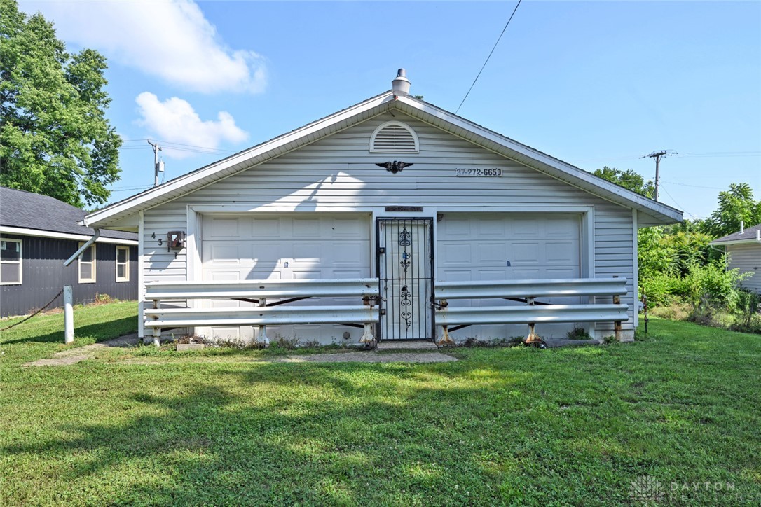 4311 Byesville Boulevard — photo