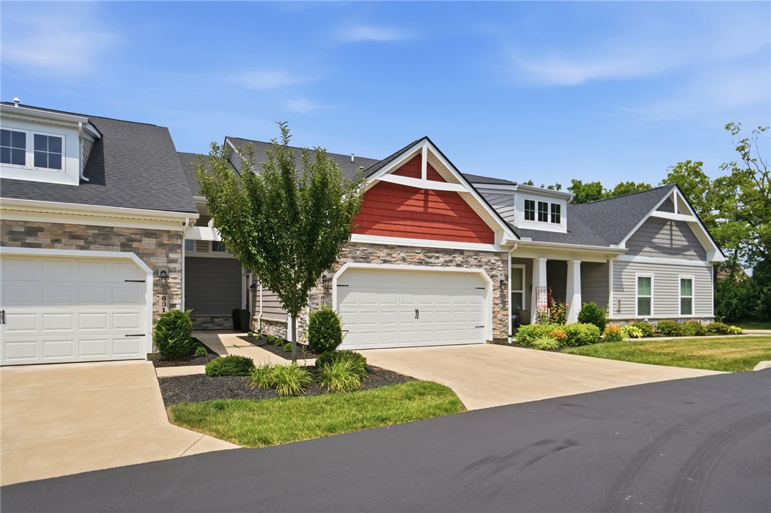 633 Bungalow Court — photo