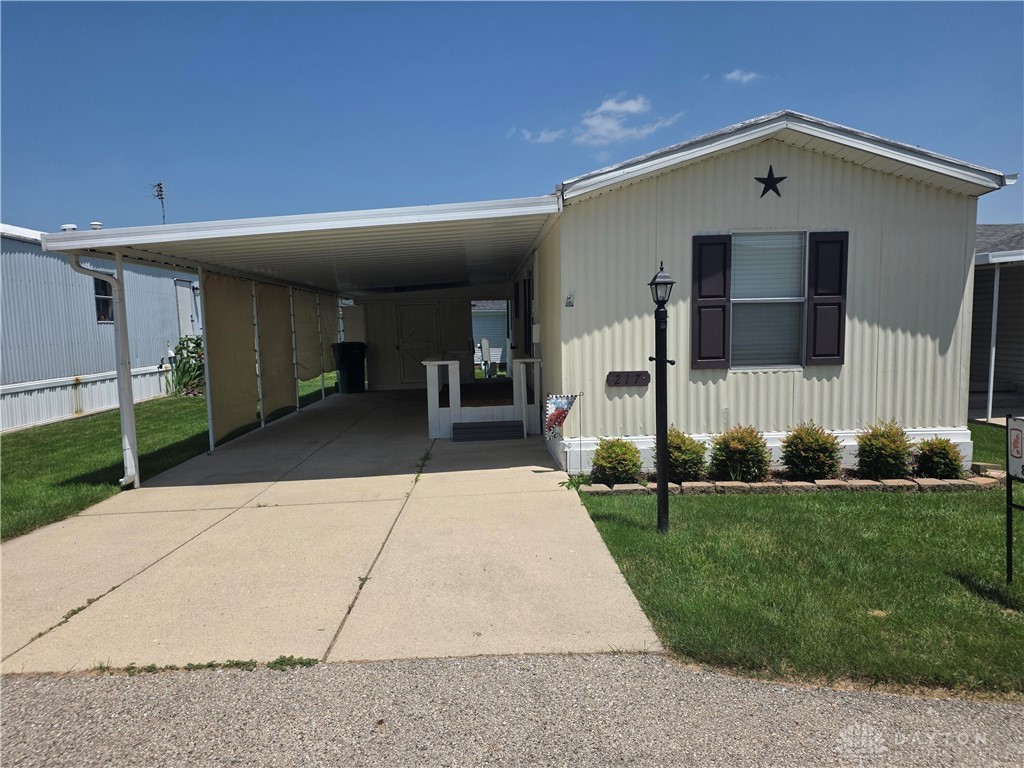 217 Pecan Drive — photo