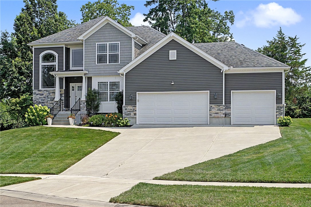 7728 Devonwood Court — photo