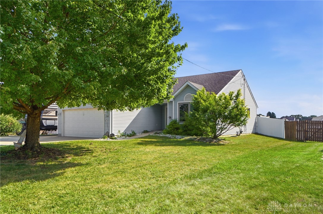 7304 Franklin Madison Road — photo