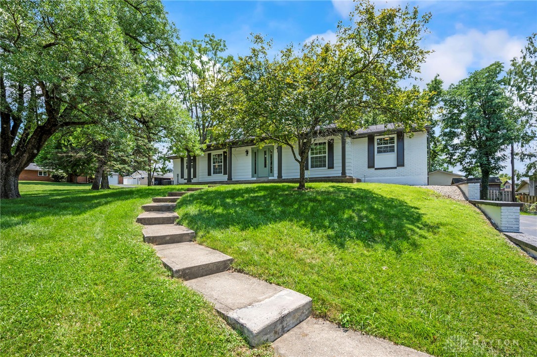 30 Lynn Rae Circle — photo