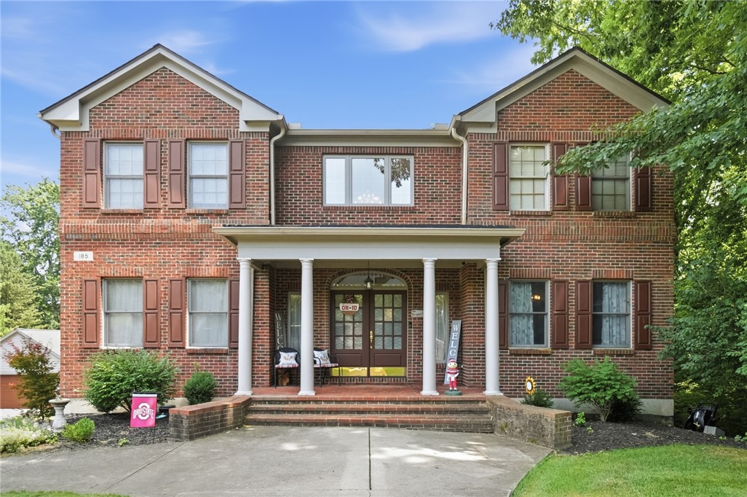 185 Woods Edge Court — photo