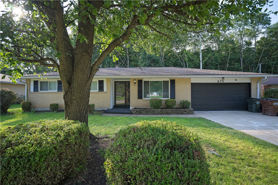 673 Fredricksburg Drive — photo