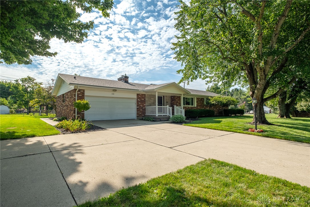 2250 Banyon Drive — photo