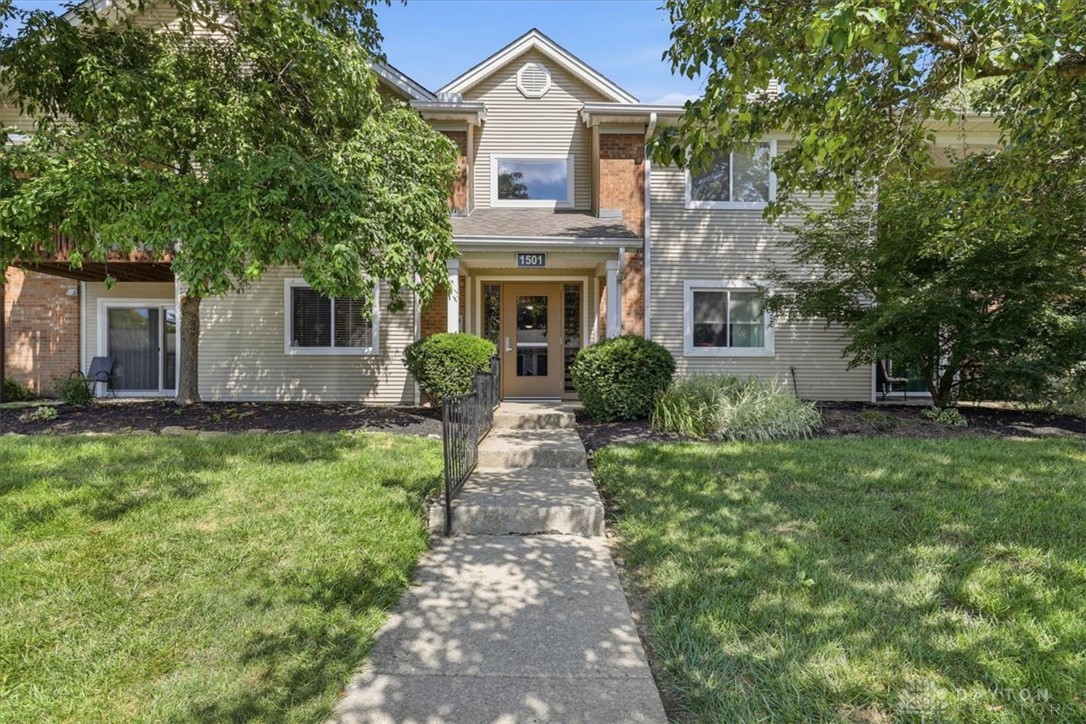 1501 Lake Pointe Way — photo