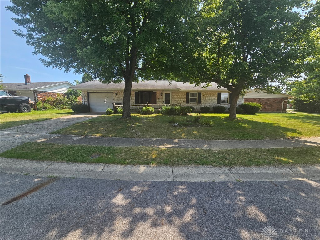 706 Cedar Circle — photo