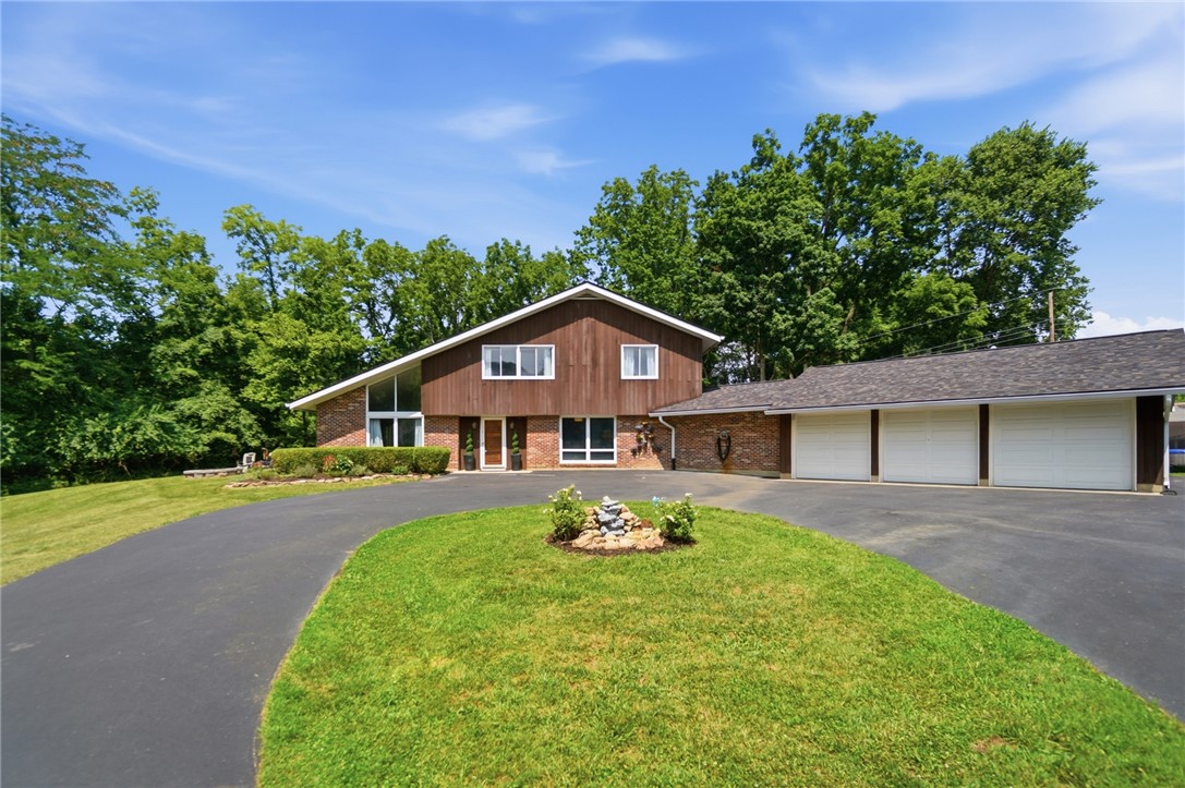 2798 Parakeet Lane — photo