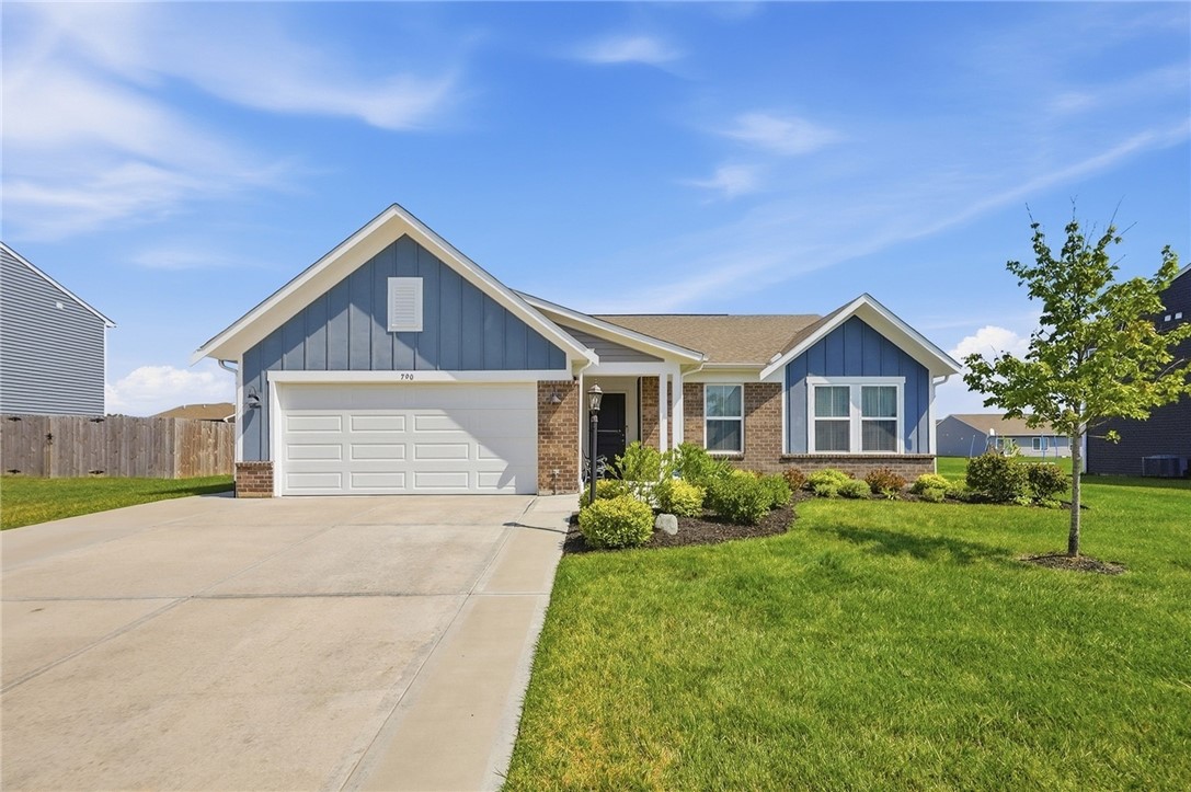 790 Hunters Run Drive — photo