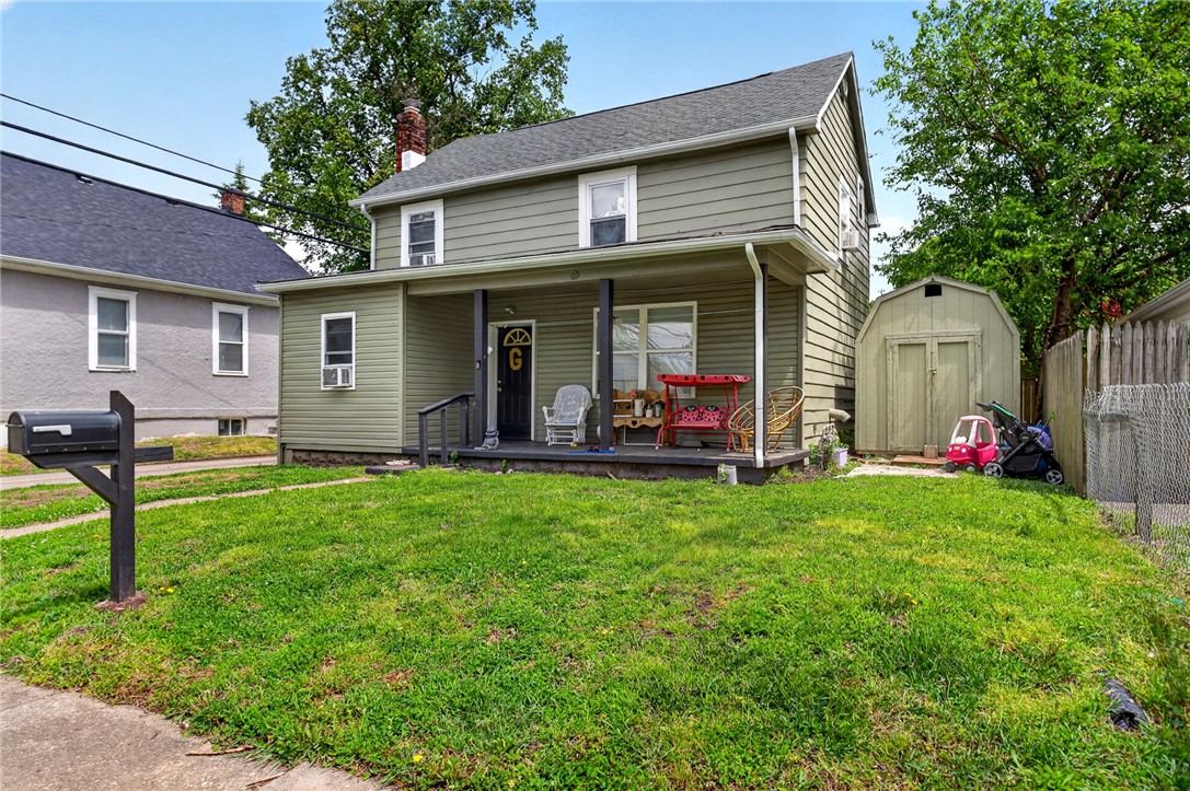 707 Moore Street — photo
