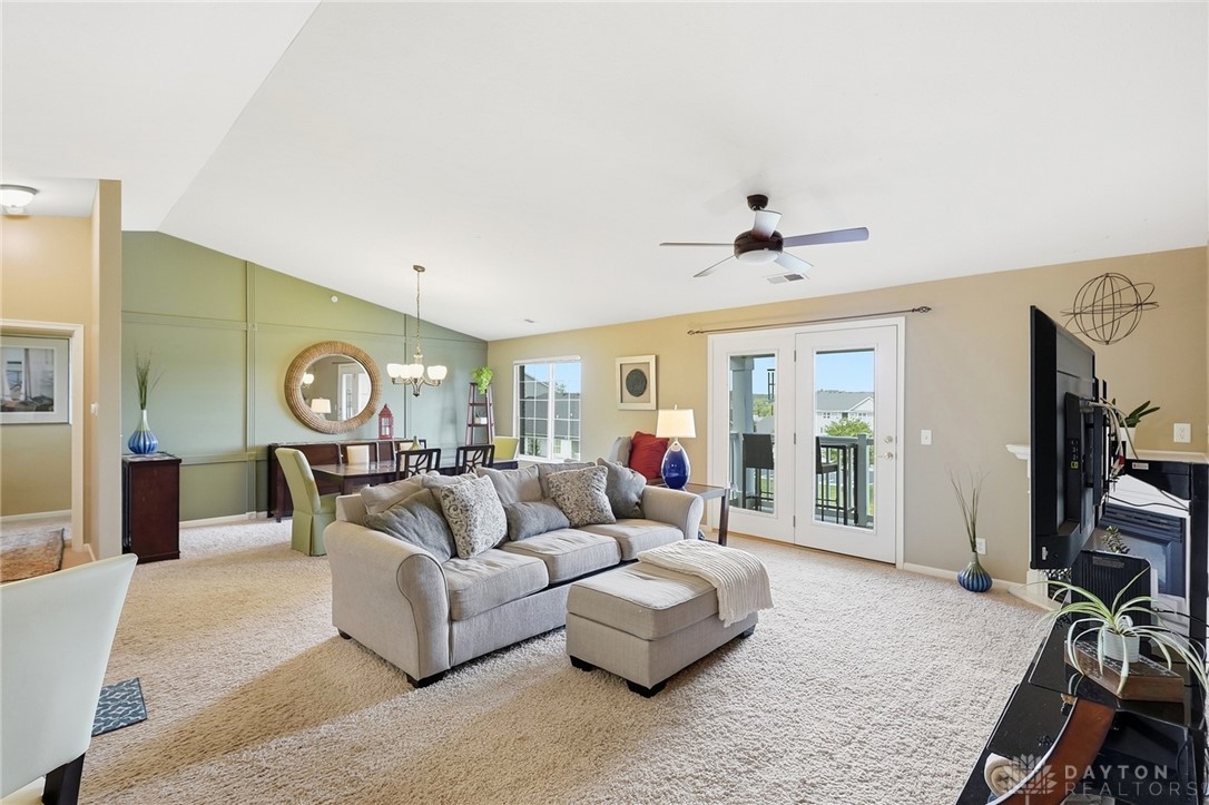 2275 Pinnacle Court 310 — photo